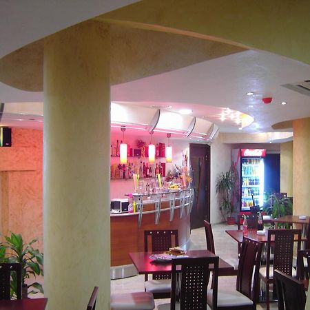 Fresh Family Hotel Ravda Exterior photo