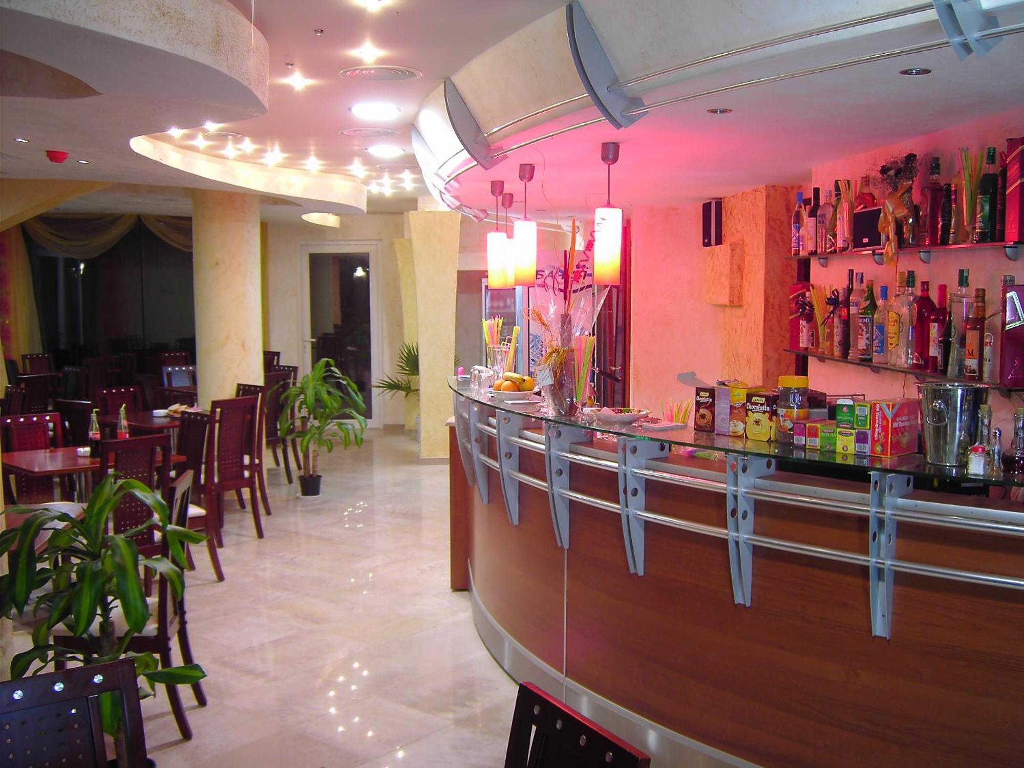 Fresh Family Hotel Ravda Exterior photo