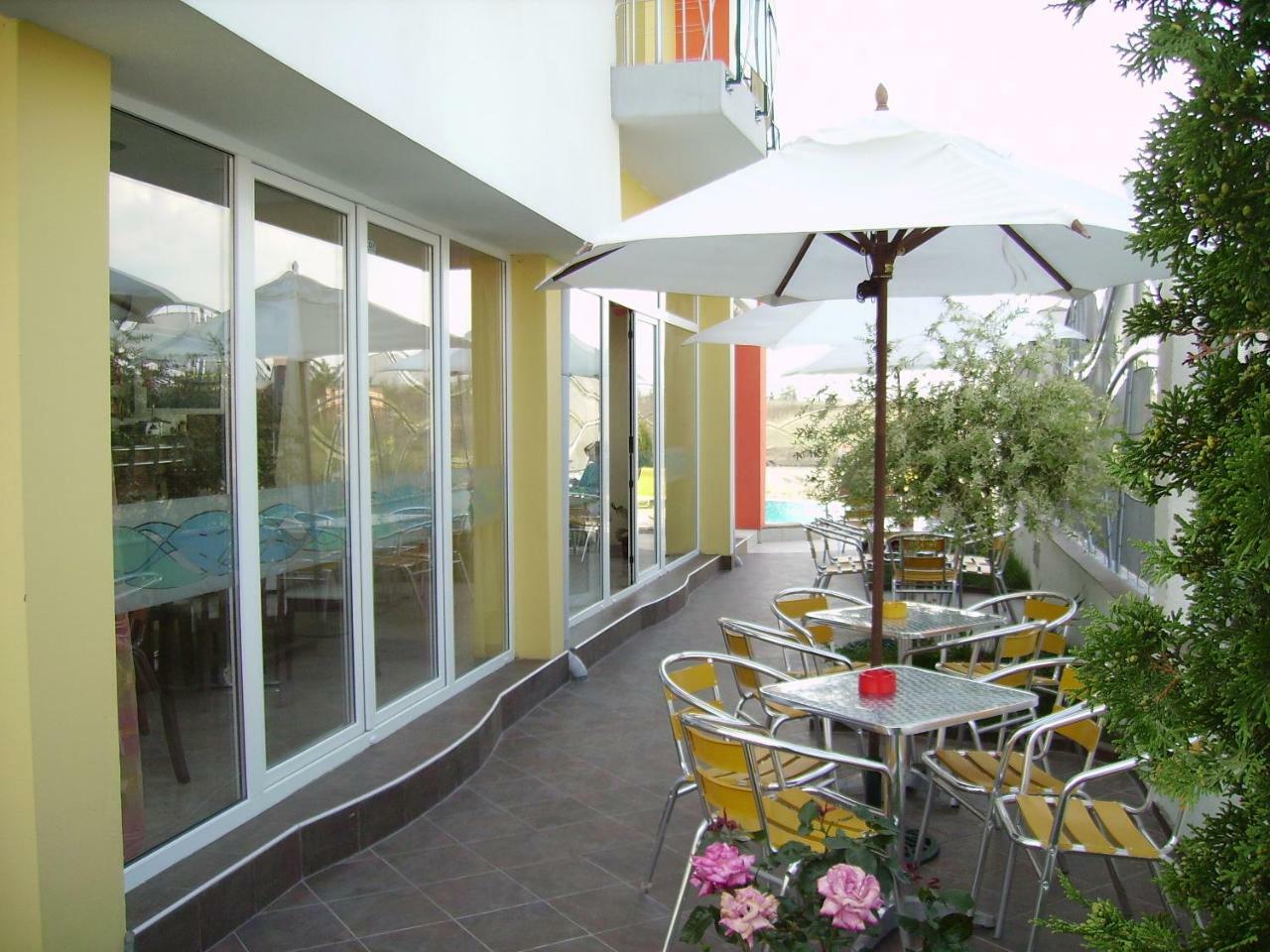 Fresh Family Hotel Ravda Exterior photo